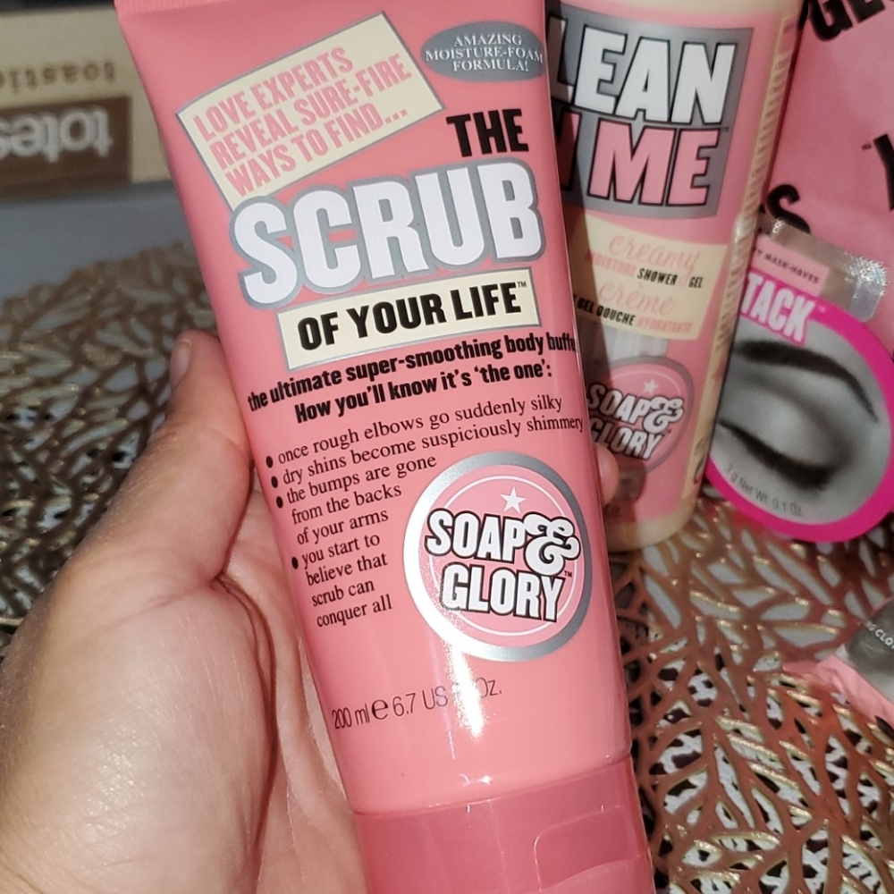 SOAP & GLORY 7 PC FACE AND BODY HYDRATING - Picture 5 of 10